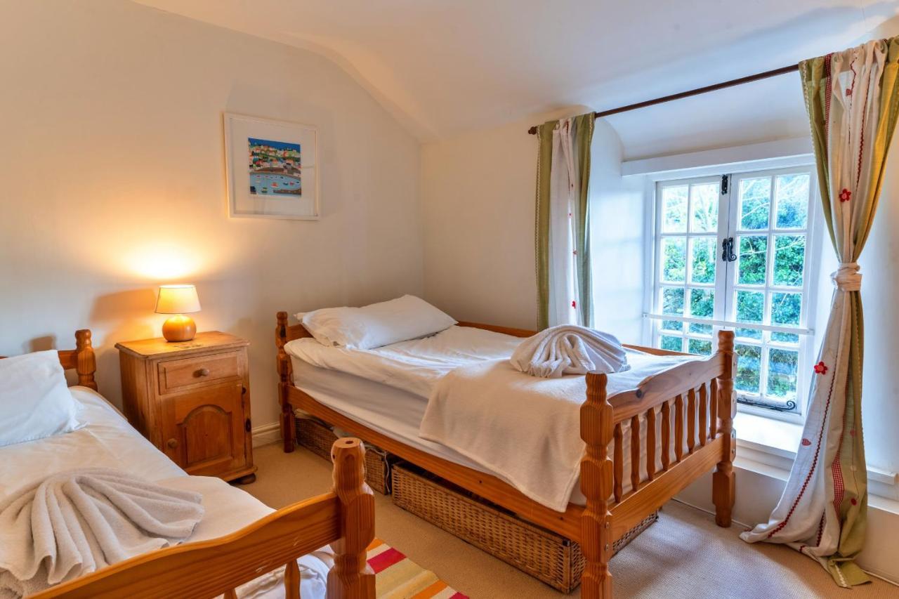 Finest Retreats - Forge Cottage Padstow Exterior photo